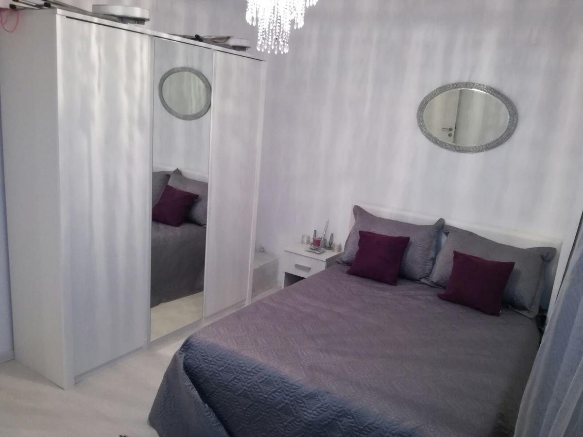 White Luxury Apartment Nagyszeben Kültér fotó