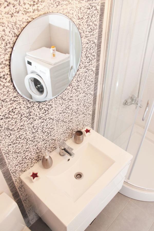 White Luxury Apartment Nagyszeben Kültér fotó